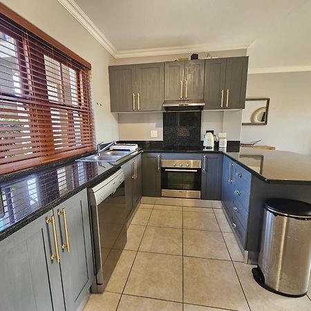 Six Whale Rock Gardens With Back Up Power For Load Shedding Apartamento Plettenberg Bay Exterior foto