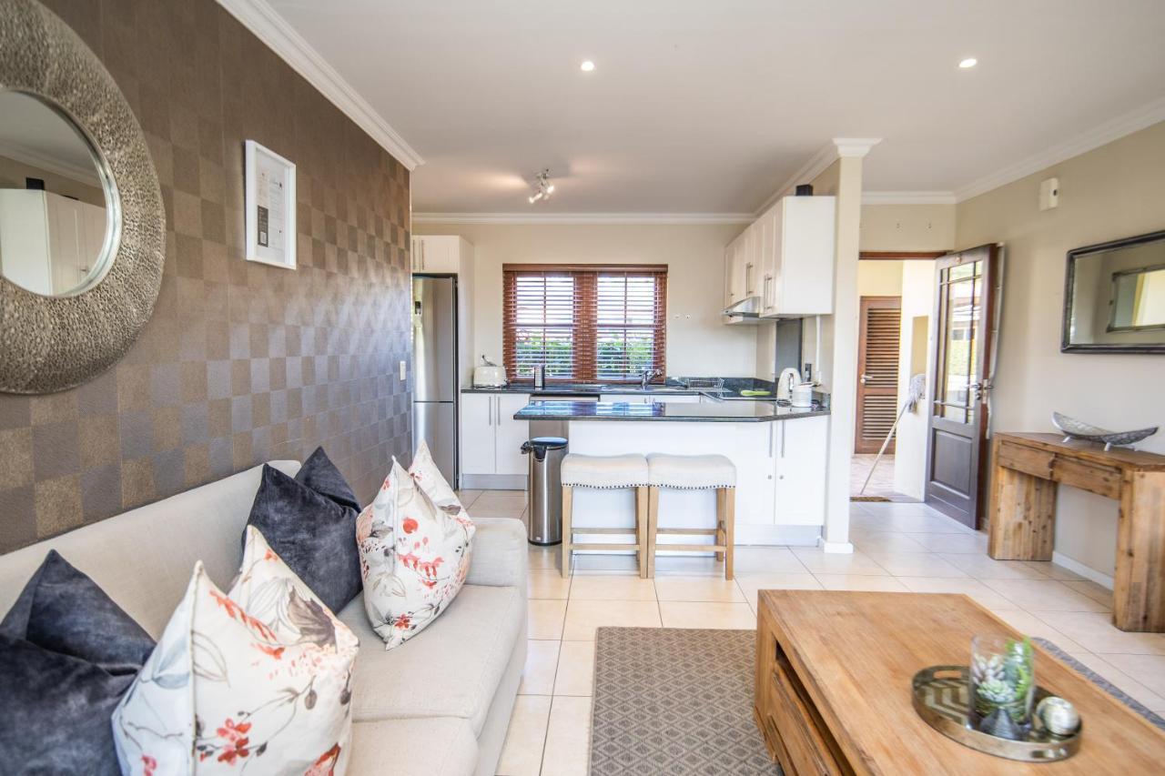 Six Whale Rock Gardens With Back Up Power For Load Shedding Apartamento Plettenberg Bay Exterior foto