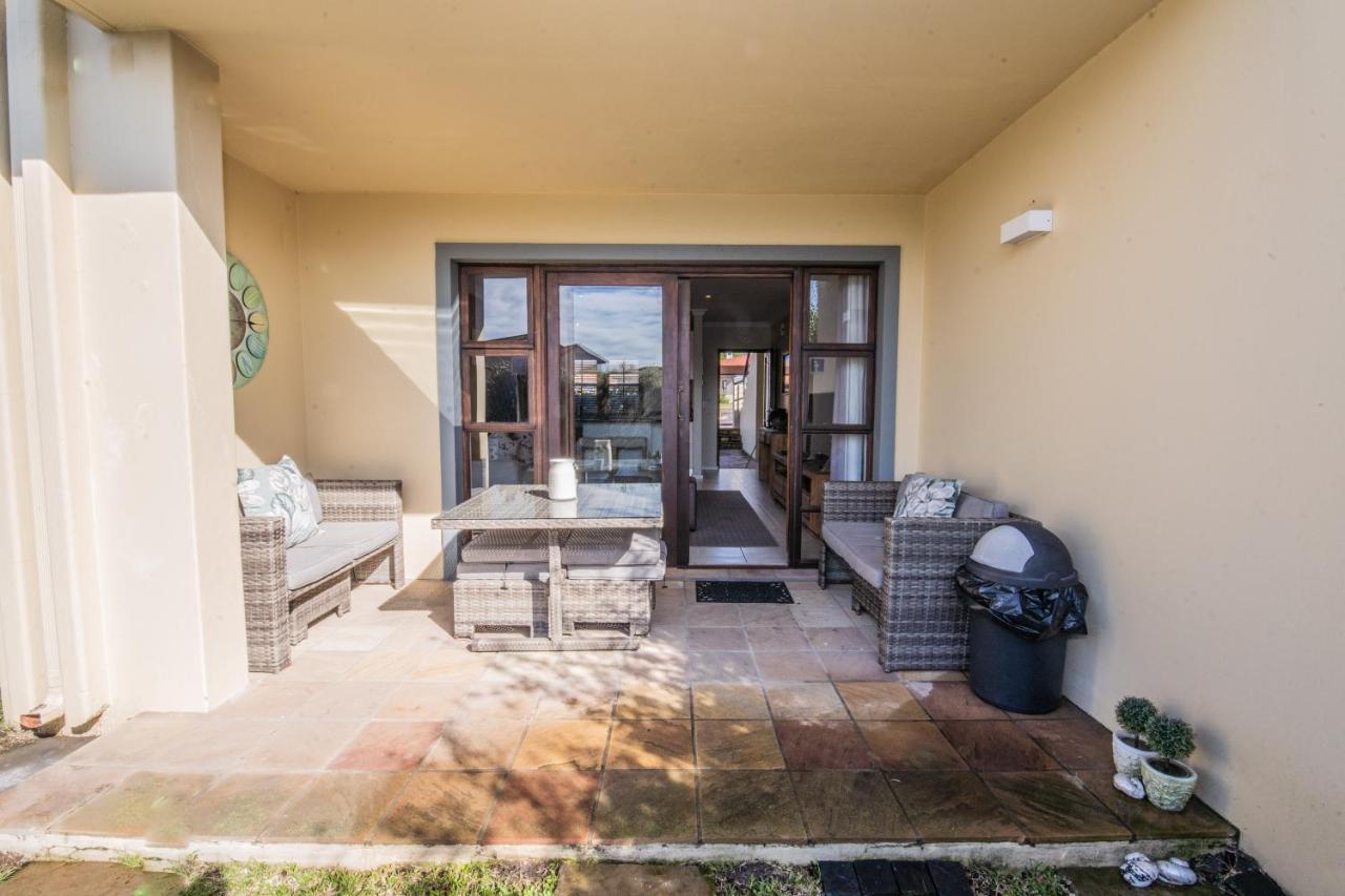Six Whale Rock Gardens With Back Up Power For Load Shedding Apartamento Plettenberg Bay Exterior foto