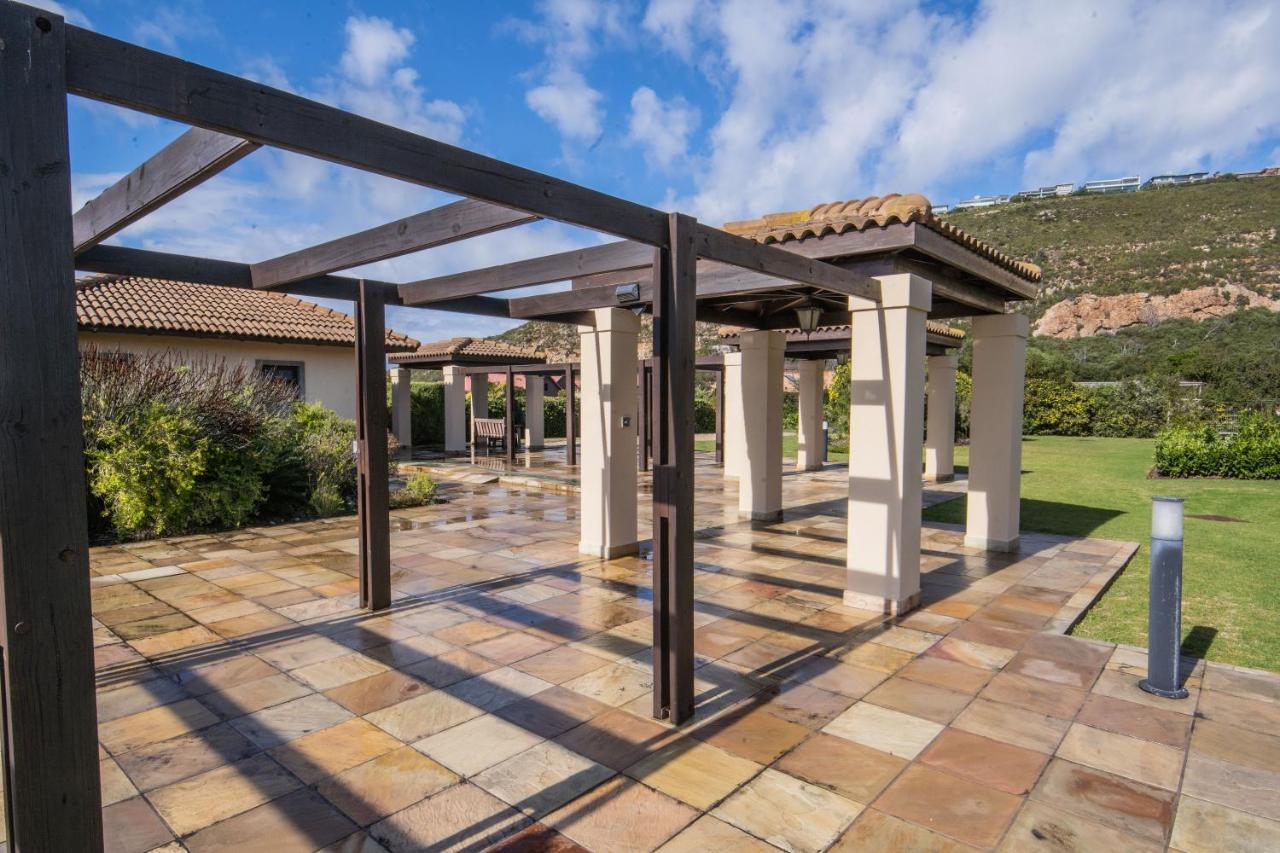 Six Whale Rock Gardens With Back Up Power For Load Shedding Apartamento Plettenberg Bay Exterior foto
