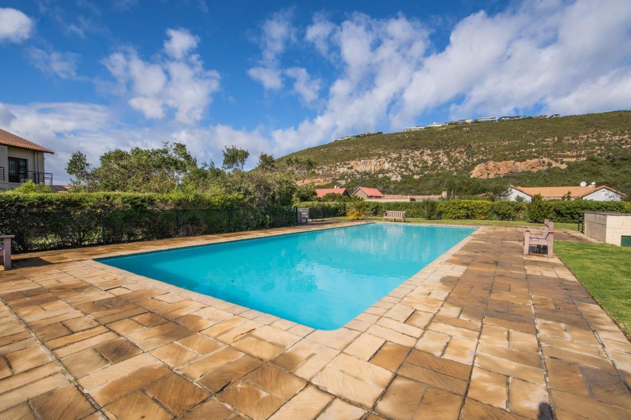 Six Whale Rock Gardens With Back Up Power For Load Shedding Apartamento Plettenberg Bay Exterior foto
