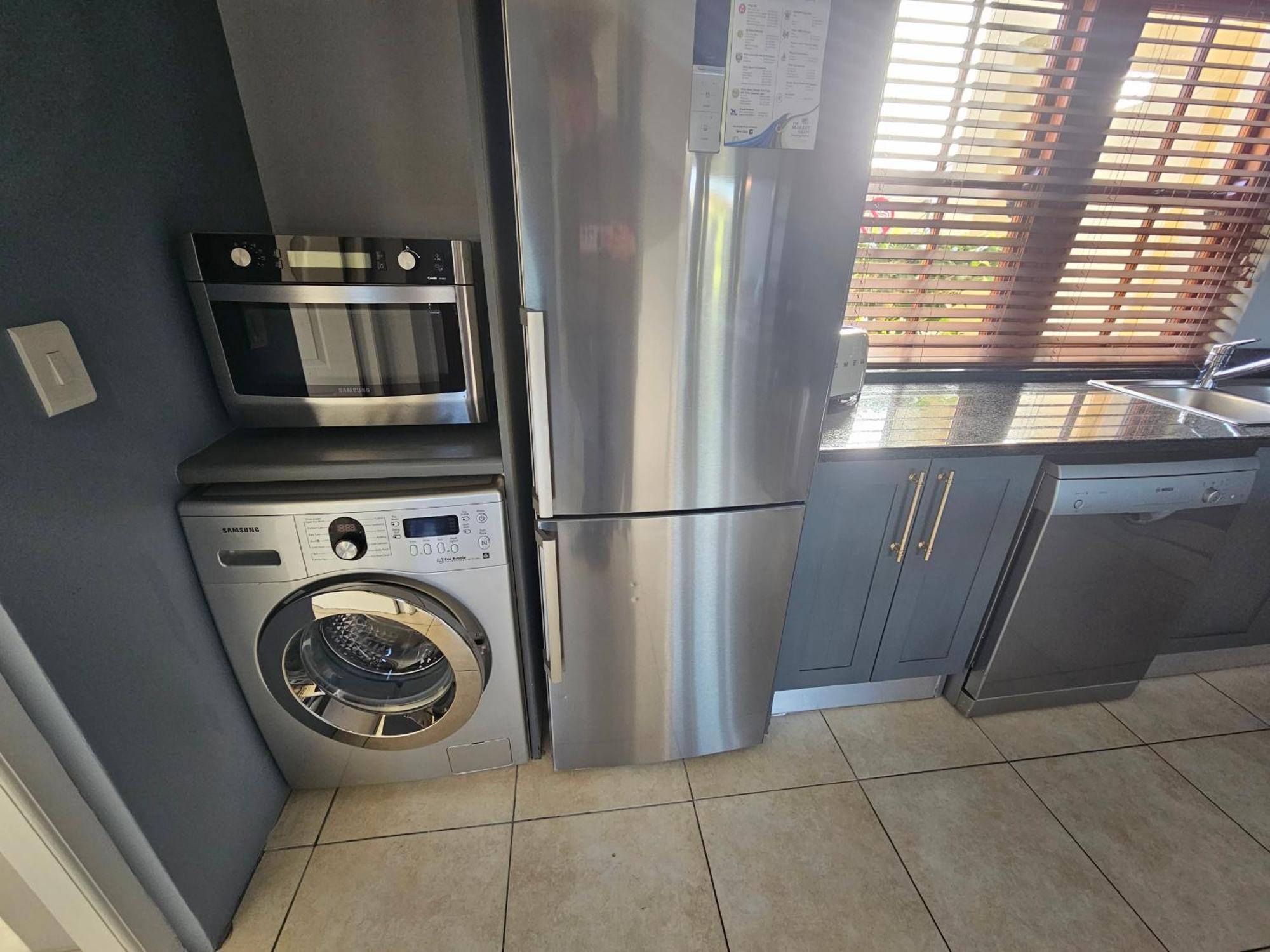 Six Whale Rock Gardens With Back Up Power For Load Shedding Apartamento Plettenberg Bay Exterior foto