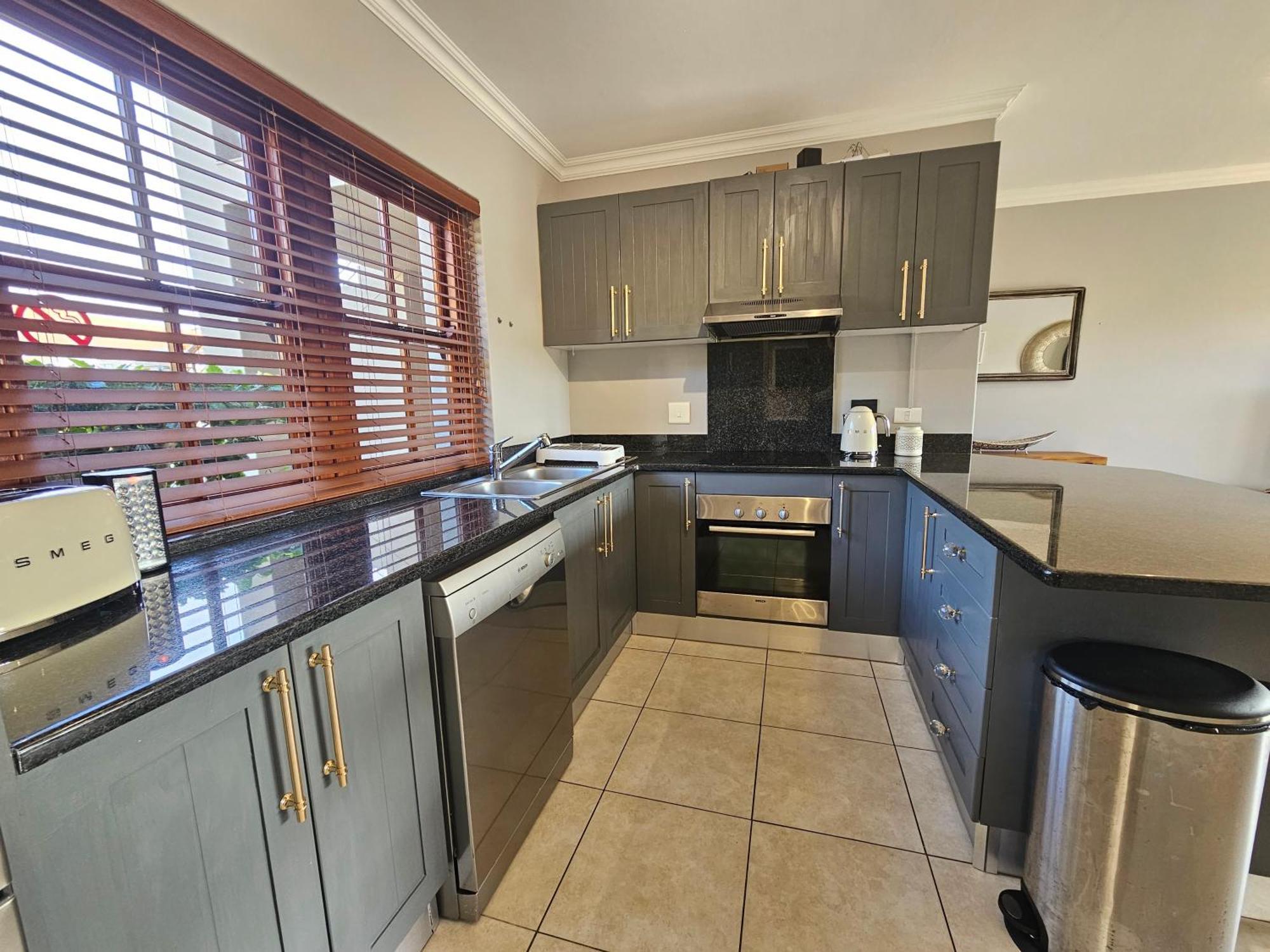 Six Whale Rock Gardens With Back Up Power For Load Shedding Apartamento Plettenberg Bay Exterior foto